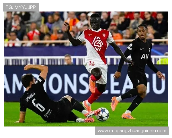 菲律宾门将多次神扑,虽败犹荣获对手称赞 菲律宾门将多次神扑,虽败犹荣获对手称赞